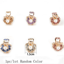 Load image into Gallery viewer, Woman&#39;s Luxury Small Pearl Crystal Rhinestone Hairpins